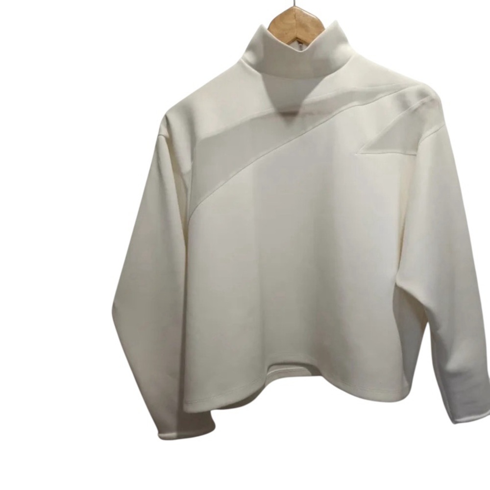 Zara Trafaluc White Cropped Mock Neck Top